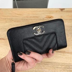 Chanel wallet